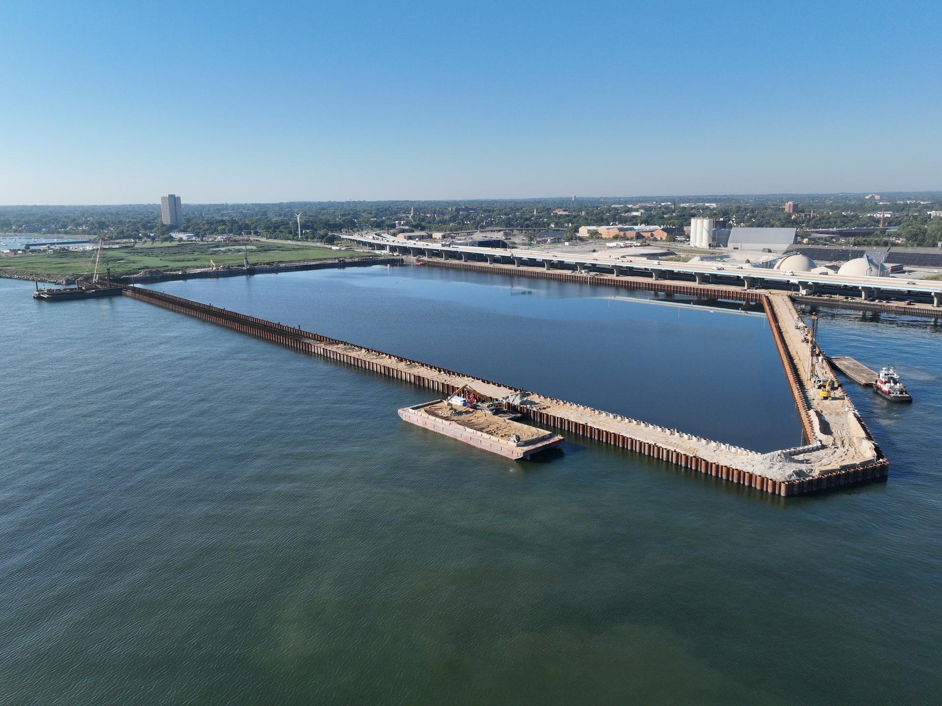 Innovative design of dredged material management facility along Milwaukee Harbor